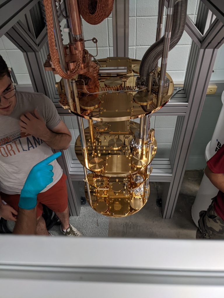 New dilution refrigerator installed! Superconducting Quantum Systems