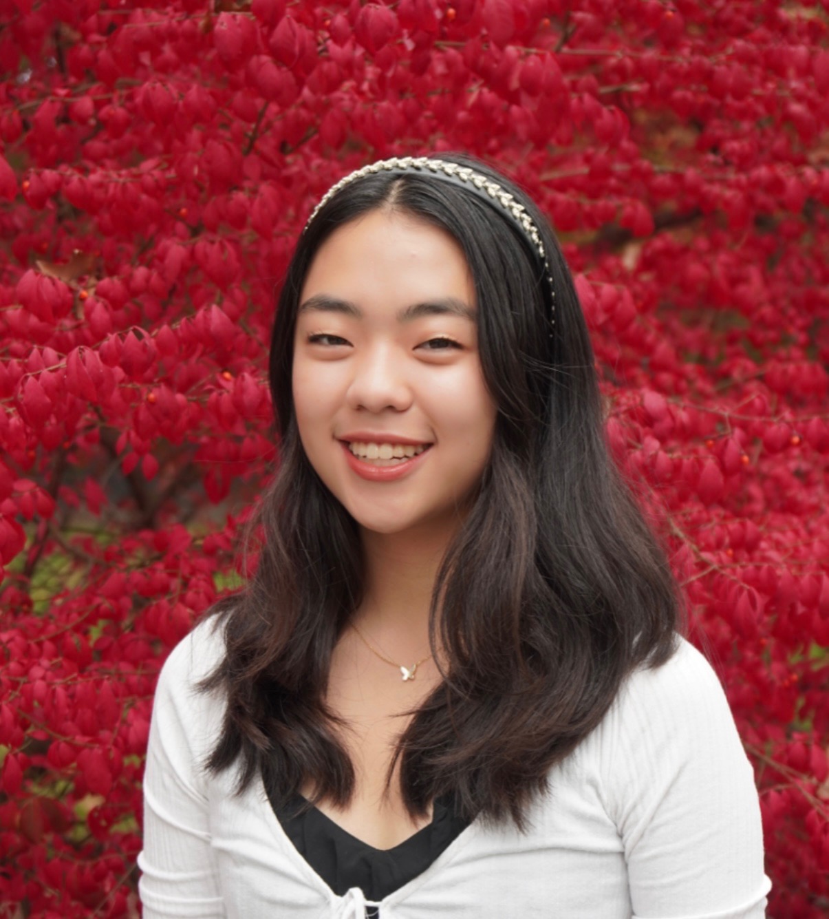 Headshot of undergraduate student fellow, Bethany Chen.